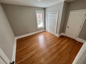141 Laurel St, Unit 1 in Manchester, NH - Building Photo - Building Photo