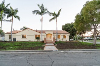 9604 Gainford St in Downey, CA - Building Photo - Building Photo