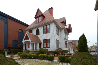 39 Touro St in Newport, RI - Building Photo - Building Photo