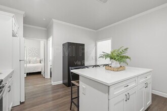 1521 Preston St S in St. Petersburg, FL - Foto de edificio - Building Photo