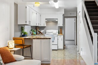 2100 Jefferson Park Ave in Charlottesville, VA - Building Photo - Building Photo