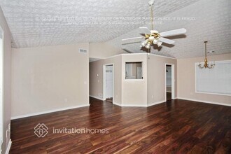 125 Vintage Dr in Covington, GA - Building Photo - Building Photo
