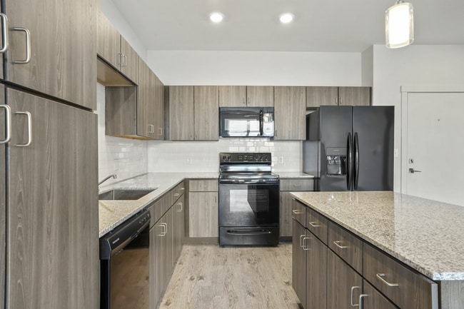 The Landing in Commerce City, CO - Building Photo - Building Photo