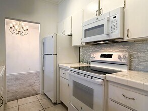 930 Pine St in San Francisco, CA - Building Photo - Building Photo