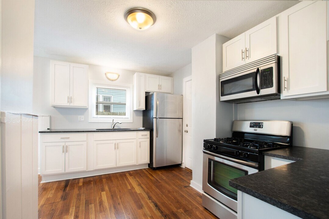 348 Quimby St NE in Grand Rapids, MI - Building Photo