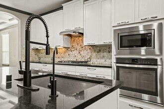 14105 N Lake Branch Ln in Houston, TX - Building Photo - Building Photo