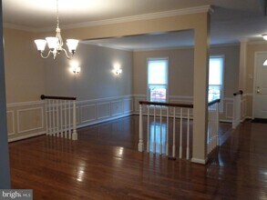 9811 Burke Pond Ln in Burke, VA - Building Photo - Building Photo