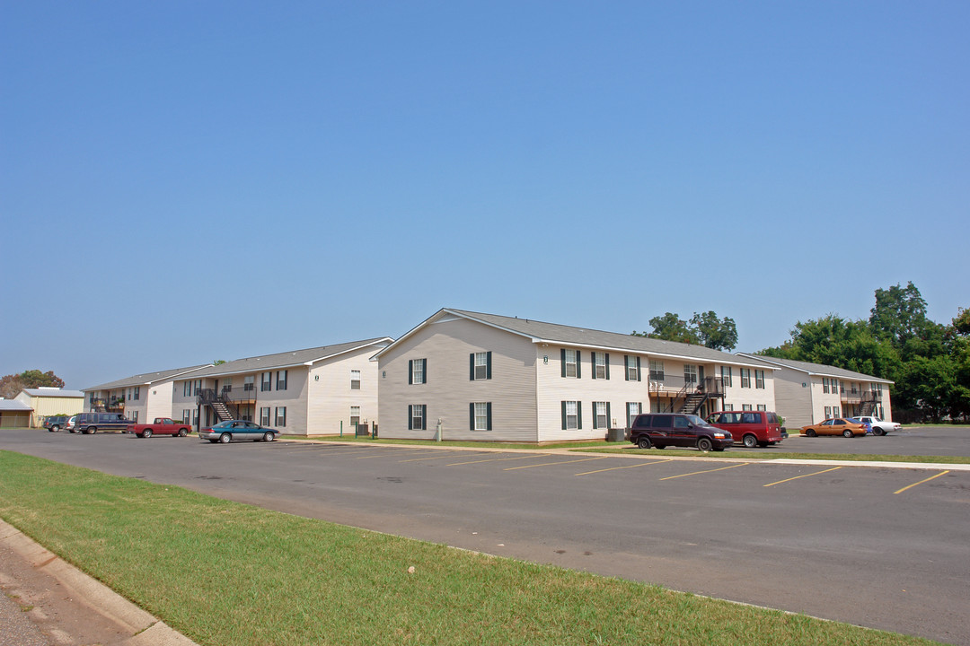 North Park Apartments in Bossier City, LA - Building Photo