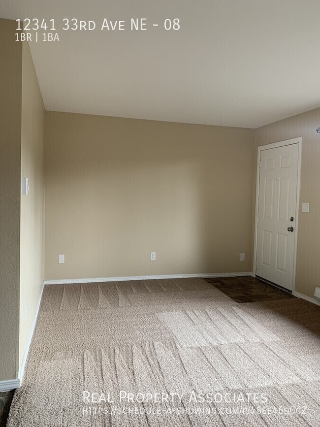 12341 33rd Ave NE in Seattle, WA - Building Photo - Building Photo