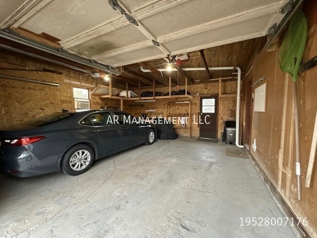 11210 Sunset Trail in Minneapolis, MN - Building Photo - Building Photo