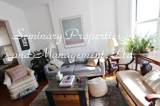 1030 W George in Chicago, IL - Building Photo - Interior Photo