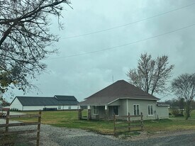 11991 S Edmondson Rd in Gentry, AR - Building Photo