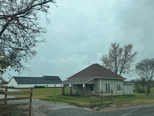 property at 11991 S Edmondson Rd