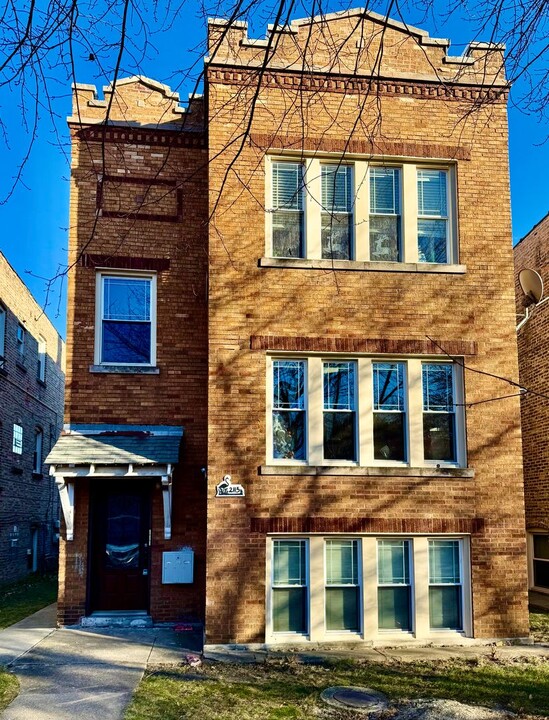 2115 Scoville Ave in Berwyn, IL - Building Photo