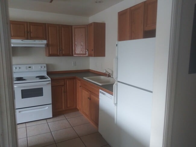 1927 E Desmet Ave, Unit 1 in Spokane, WA - Building Photo - Building Photo