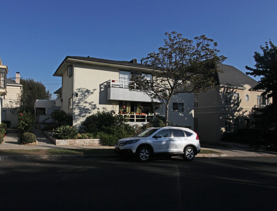 1954-1956 N Kenmore Ave in Los Angeles, CA - Building Photo