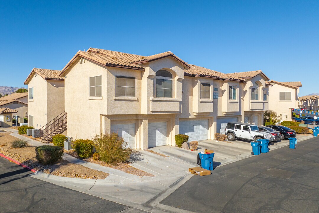 4810 Grey Wolf Ln in Las Vegas, NV - Building Photo