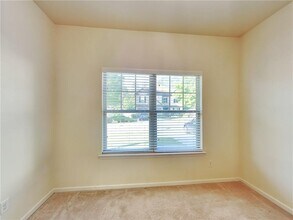 1324 Little Hampton Dr in Lawrenceville, GA - Building Photo - Building Photo