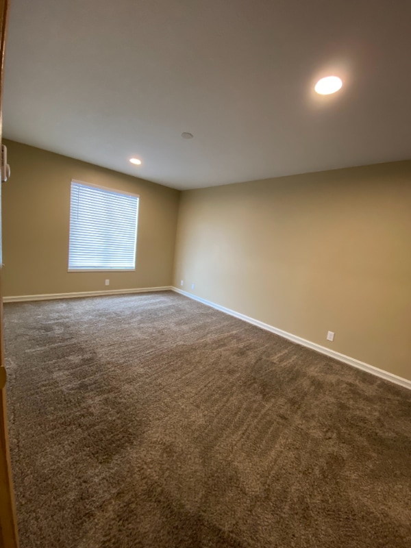 418 NW 17th St in Redmond, OR - Building Photo - Building Photo