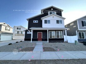 322 N Broadway Dr in Saratoga Springs, UT - Building Photo