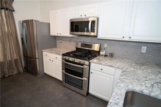 9155 Nesbit Ferry Rd, Unit 023 in Alpharetta, GA - Building Photo - Building Photo