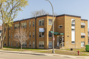 Richlyn Apartments in Richfield, MN - Building Photo