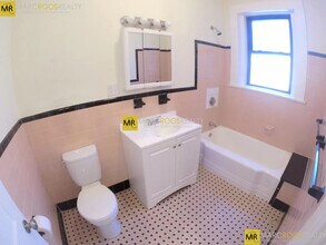 1489 Beacon St, Unit 34 in Brookline, MA - Building Photo - Building Photo