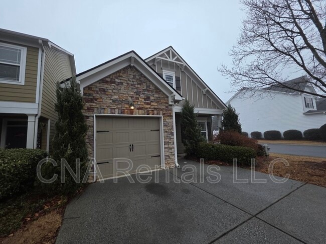property at 140 Oakmont Dr
