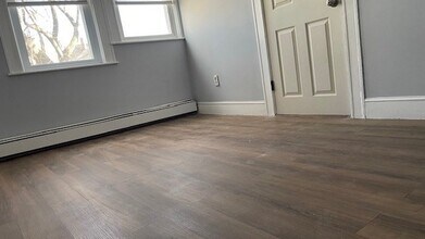 58 Federal Ave, Unit 2 in Quincy, MA - Building Photo - Building Photo