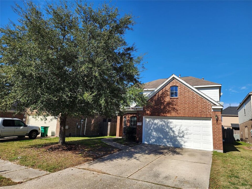 12319 Landsdown Ridge Way in Humble, TX - Building Photo