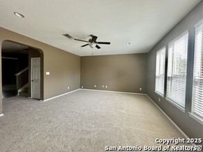 822 Trilby in San Antonio, TX - Building Photo - Building Photo