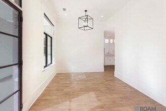 18171 Vis-A-Vis Ave in Baton Rouge, LA - Foto de edificio - Building Photo