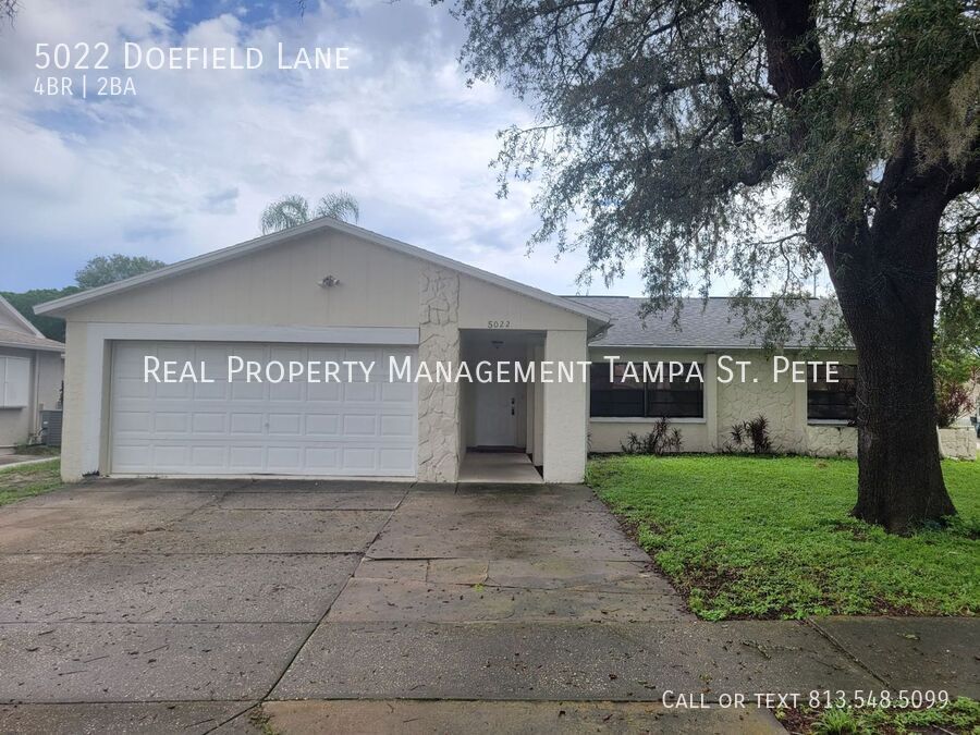 5022 Doefield Ln in New Port Richey, FL - Building Photo
