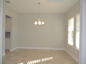 7153 Summerlake Groves St in Winter Garden, FL - Building Photo - Building Photo