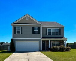 737 Botanical Ct in Bunnlevel, NC - Building Photo