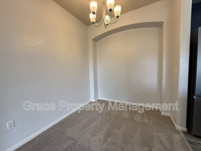 1821 S Dunkirk St in Aurora, CO - Building Photo - Building Photo