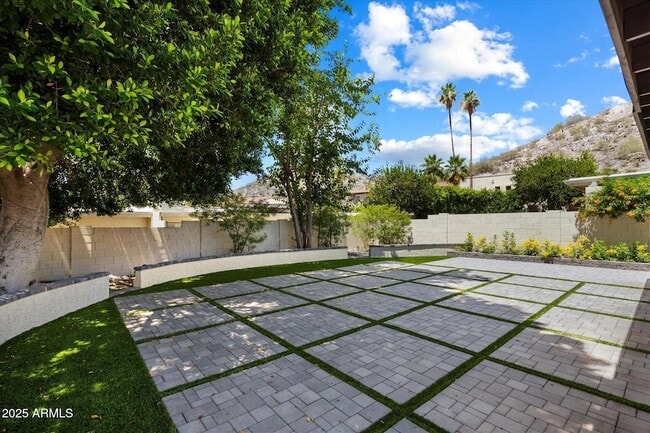 1805 E Lane Ave in Phoenix, AZ - Building Photo - Building Photo