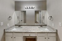 5626 Sage Manor Dr photo'