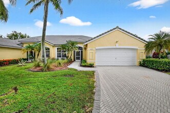 7975 Rockford Rd in Boynton Beach, FL - Building Photo - Building Photo