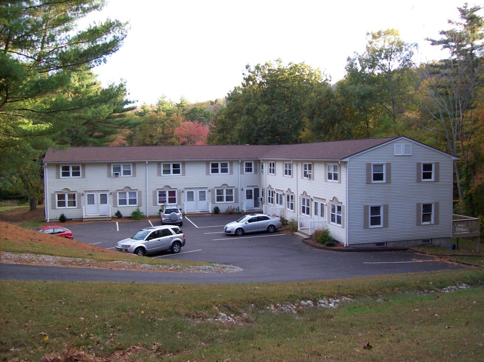 Hanover Park Apartments in Baltic, CT - Building Photo