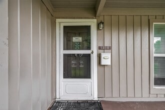 1310 Belshire Rd in Pasadena, TX - Building Photo - Building Photo