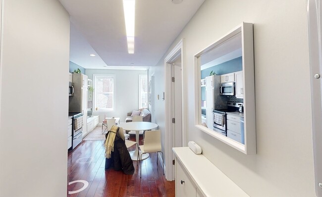 property at 9 Anderson St