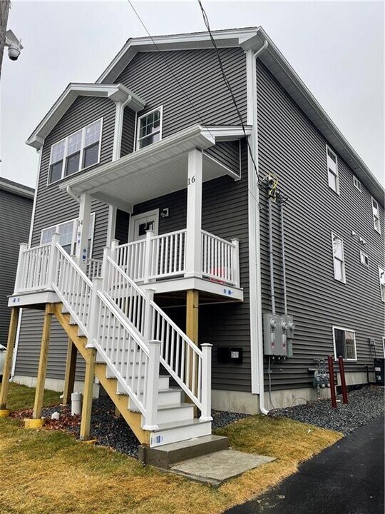14 Sherwood St-Unit -2 in Providence, RI - Building Photo