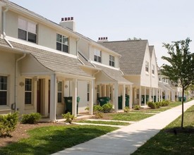 Overlook Colony in Claymont, DE - Building Photo - Building Photo