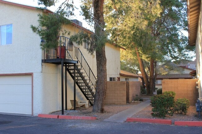 860 E Brown Rd-Unit -22 in Mesa, AZ - Building Photo - Building Photo