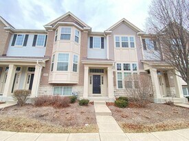 2891 Henley Ln in Naperville, IL - Building Photo