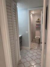 9360 Lime Bay Blvd in Tamarac, FL - Building Photo - Building Photo