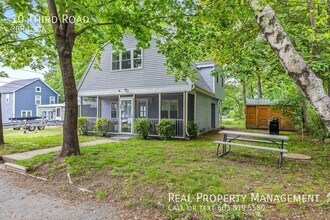 10 3rd Rd in Milton, NH - Building Photo - Building Photo
