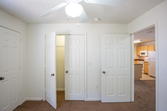 Fieldstone Apartments in Maize, KS - Building Photo - Interior Photo