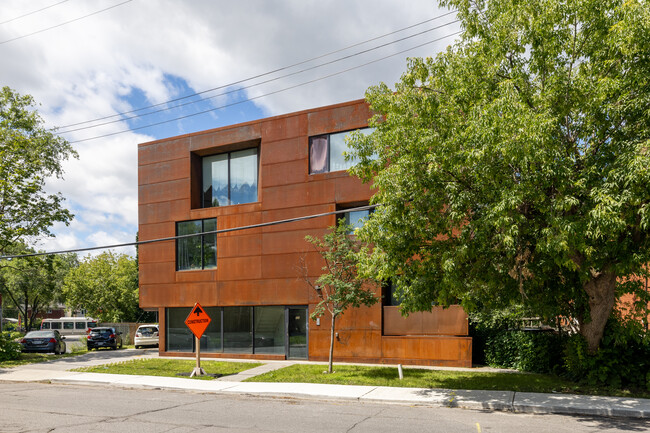 556 Riverdale Av in Ottawa, ON - Building Photo - Building Photo